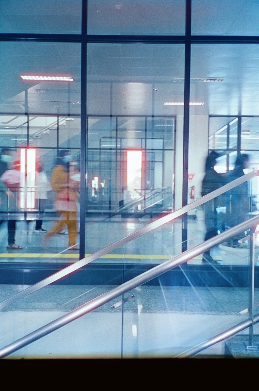 cbbc7a87ca6d. Shot with Olympus Mju II, Hoasca 800 film